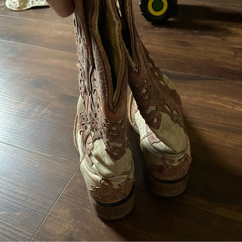 Corral Lace Overlay Leather Square Toe Cowgirl Boots - Picture 10 of 11